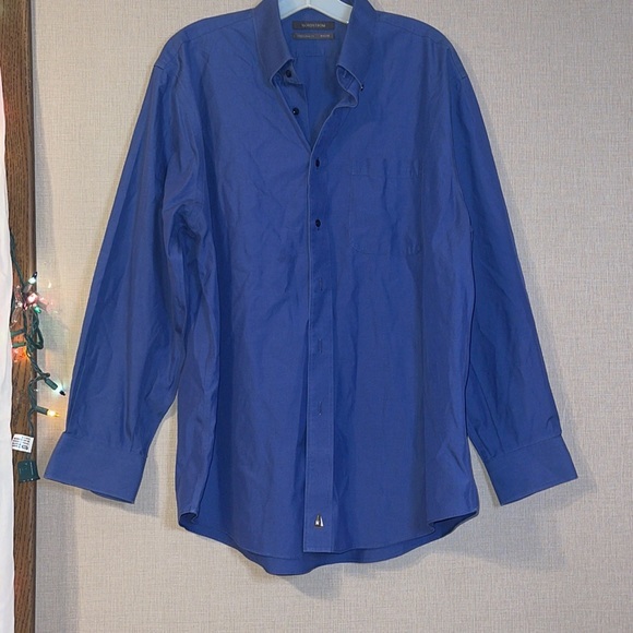 MEN'S NORDSTROM TRADITIONAL FIT LONG SLEEVE BUTTON DOWN SHIRT‎ - Picture 3 of 7